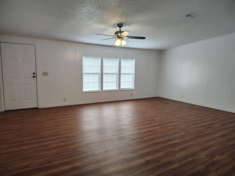 For Sale: $235,000 (3 beds, 2 baths, 2108 Square Feet)