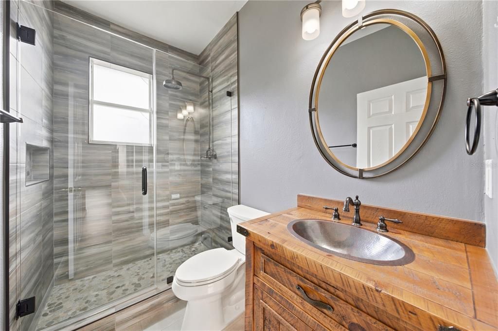 For Rent: $3,500 (3 beds, 2 baths, 1877 Square Feet)