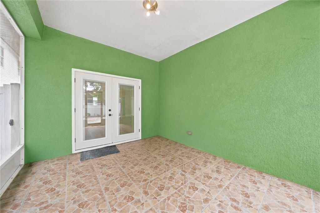 For Rent: $3,500 (3 beds, 2 baths, 1877 Square Feet)