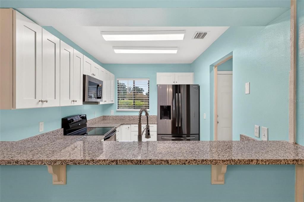 For Sale: $175,000 (2 beds, 2 baths, 1026 Square Feet)