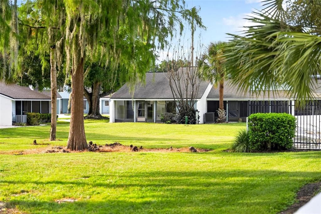 For Sale: $175,000 (2 beds, 2 baths, 1026 Square Feet)