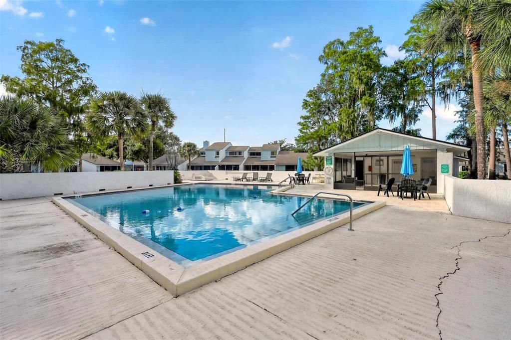 For Sale: $175,000 (2 beds, 2 baths, 1026 Square Feet)