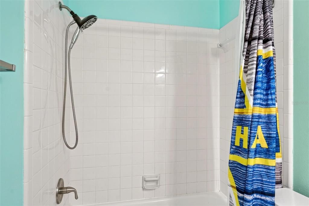 For Sale: $175,000 (2 beds, 2 baths, 1026 Square Feet)