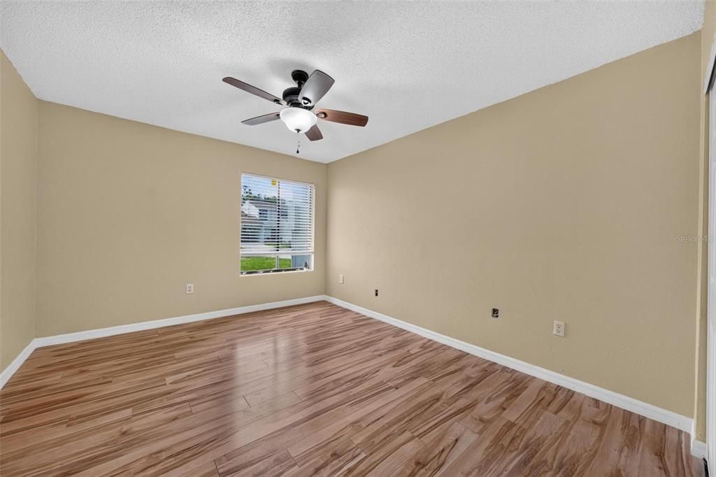 For Sale: $175,000 (2 beds, 2 baths, 1026 Square Feet)