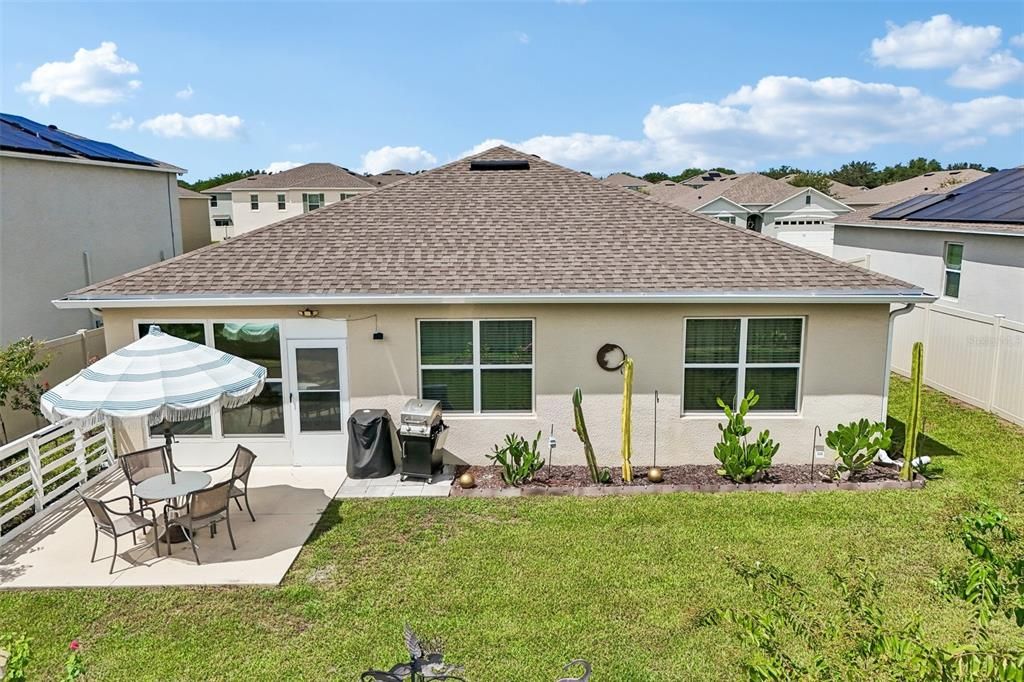 For Sale: $329,900 (3 beds, 2 baths, 1672 Square Feet)