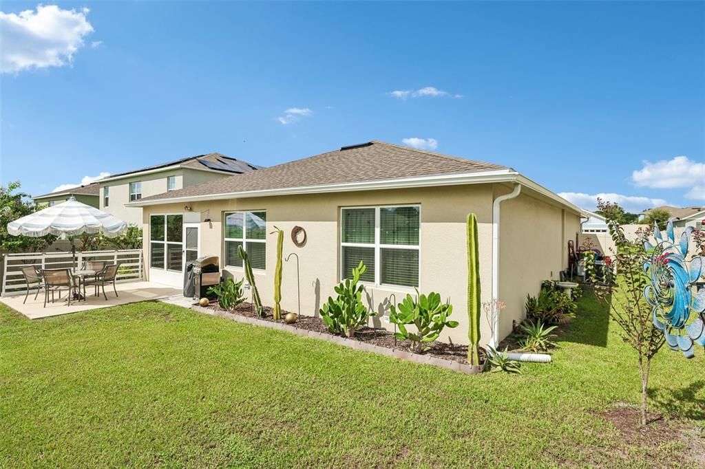 For Sale: $329,900 (3 beds, 2 baths, 1672 Square Feet)