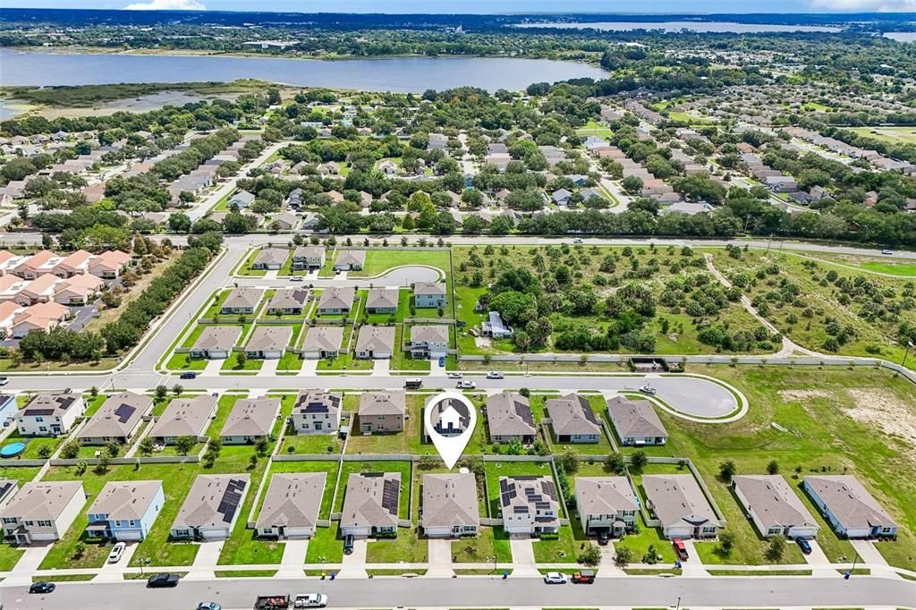 For Sale: $329,900 (3 beds, 2 baths, 1672 Square Feet)