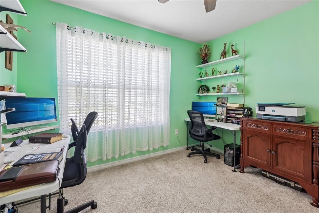 For Sale: $329,900 (3 beds, 2 baths, 1672 Square Feet)