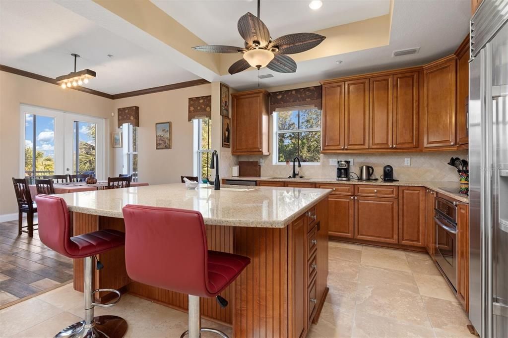 For Sale: $499,000 (3 beds, 3 baths, 2399 Square Feet)