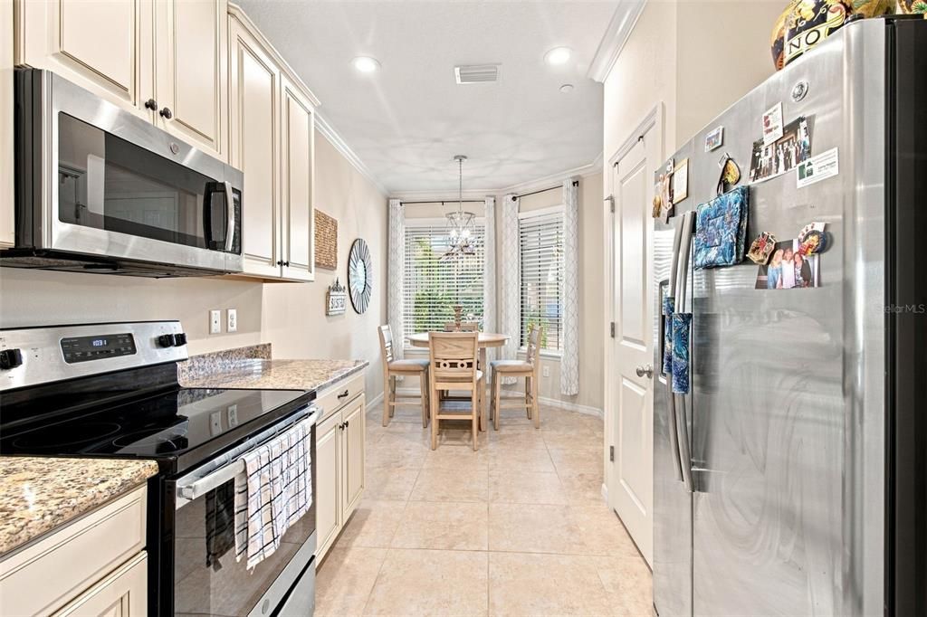 На продажу: $350,000 (2 спален, 2 ванн, 1528 Квадратных фут)