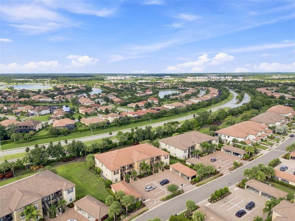 На продажу: $350,000 (2 спален, 2 ванн, 1528 Квадратных фут)
