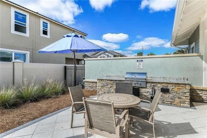 For Sale: $489,000 (4 beds, 3 baths, 2618 Square Feet)