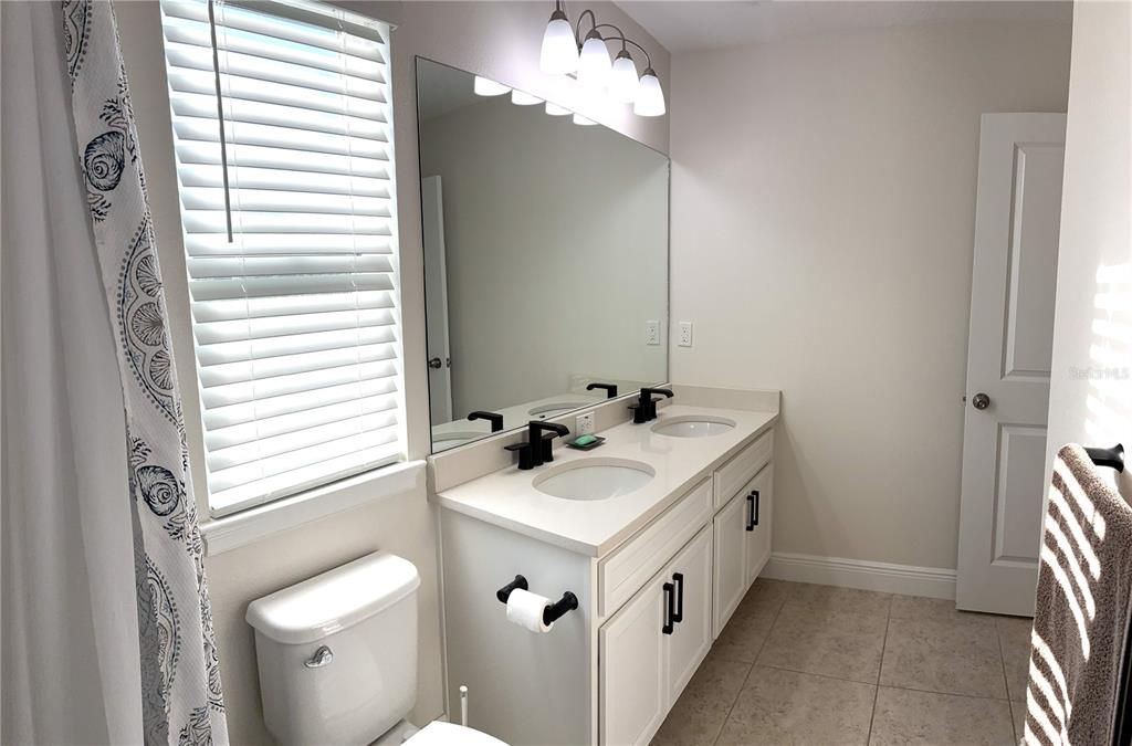 For Sale: $489,000 (4 beds, 3 baths, 2618 Square Feet)