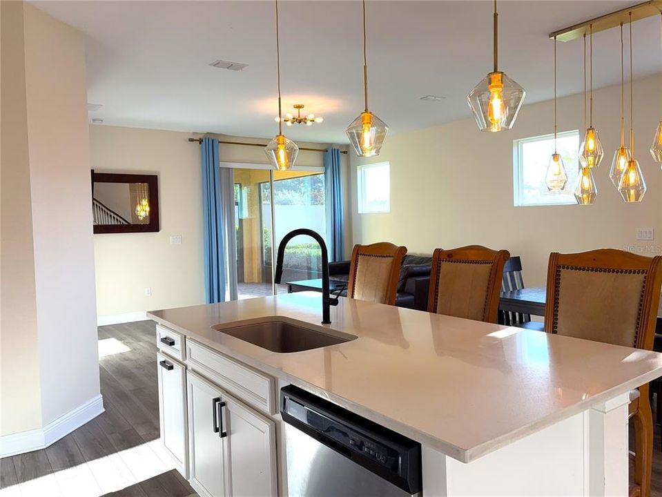 For Sale: $489,000 (4 beds, 3 baths, 2618 Square Feet)