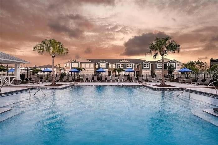 For Sale: $489,000 (4 beds, 3 baths, 2618 Square Feet)