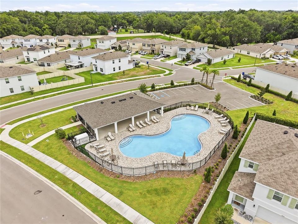 For Rent: $2,750 (4 beds, 2 baths, 2305 Square Feet)