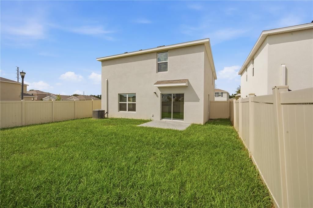 For Rent: $2,750 (4 beds, 2 baths, 2305 Square Feet)