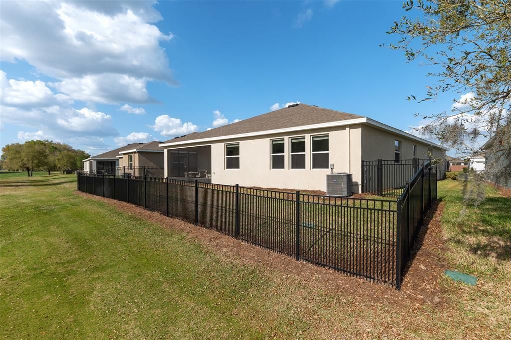 En Venta: $569,900 (4 camas, 3 baños, 2843 Pies cuadrados)