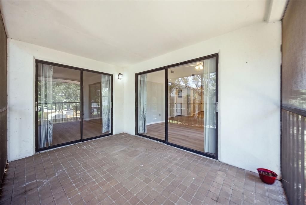 En Venta: $220,000 (2 camas, 2 baños, 1000 Pies cuadrados)