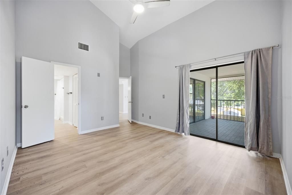 En Venta: $220,000 (2 camas, 2 baños, 1000 Pies cuadrados)