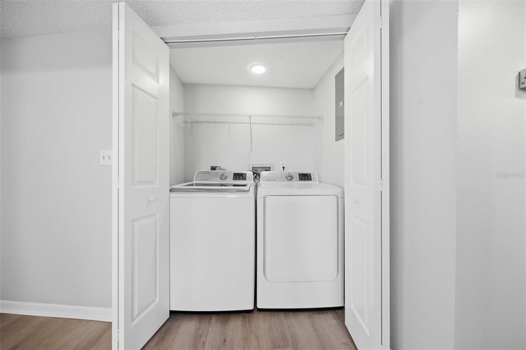En Venta: $220,000 (2 camas, 2 baños, 1000 Pies cuadrados)