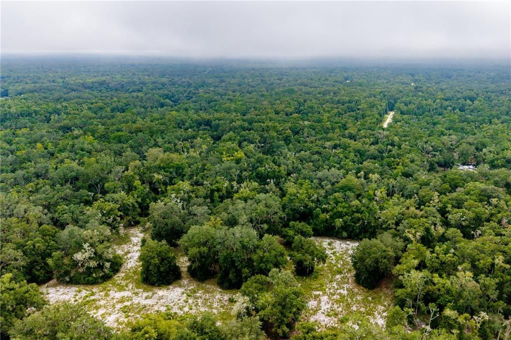 На продажу: $64,500 (5.84 acres)