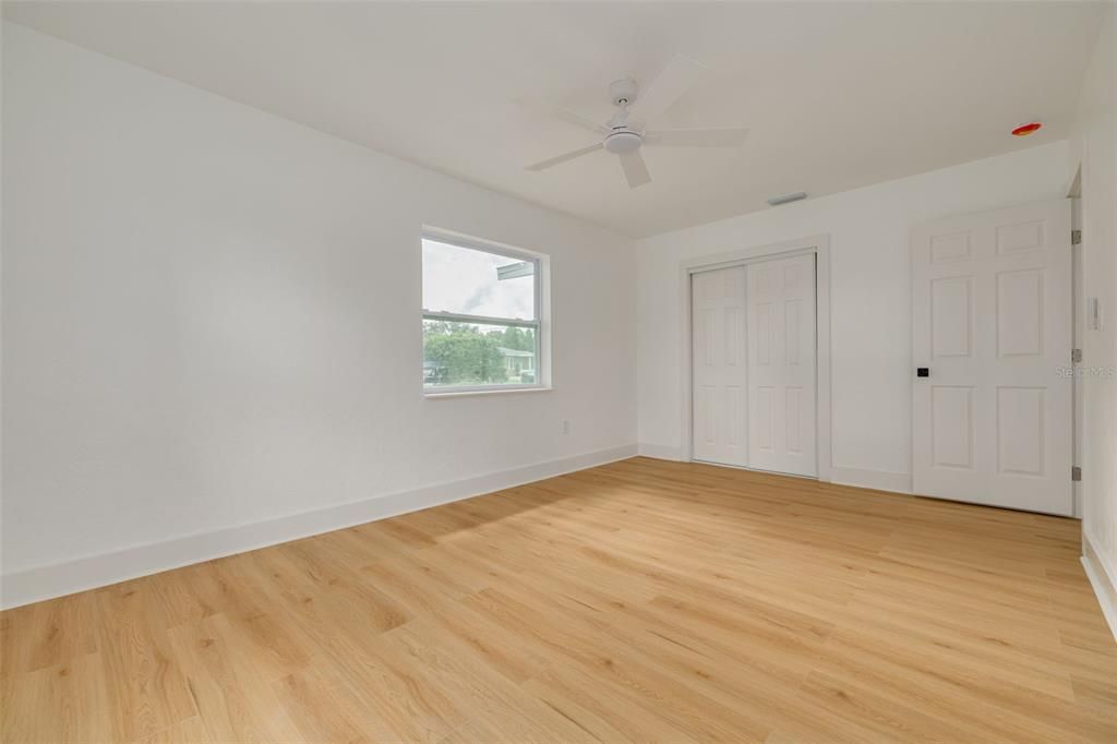 For Sale: $495,000 (3 beds, 2 baths, 1375 Square Feet)