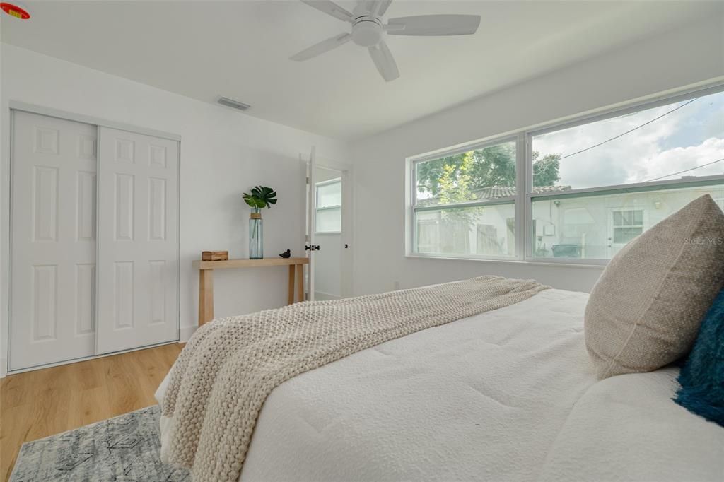 For Sale: $495,000 (3 beds, 2 baths, 1375 Square Feet)