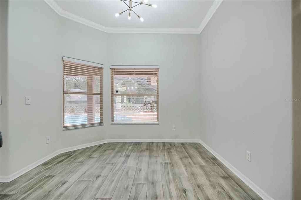 На продажу: $659,900 (4 спален, 3 ванн, 2426 Квадратных фут)