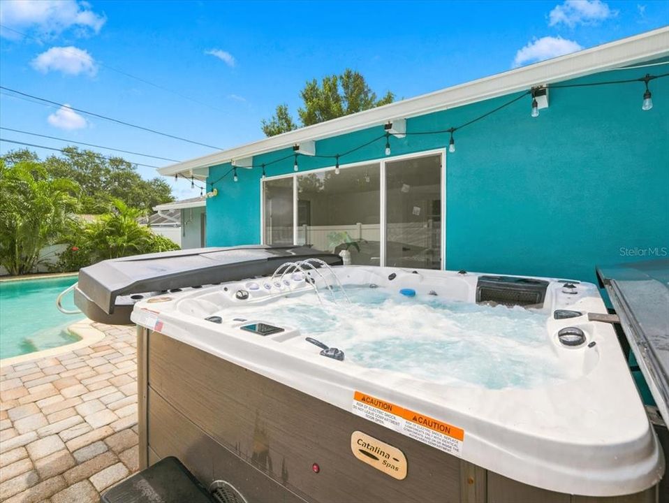 En Venta: $574,900 (3 camas, 2 baños, 1974 Pies cuadrados)