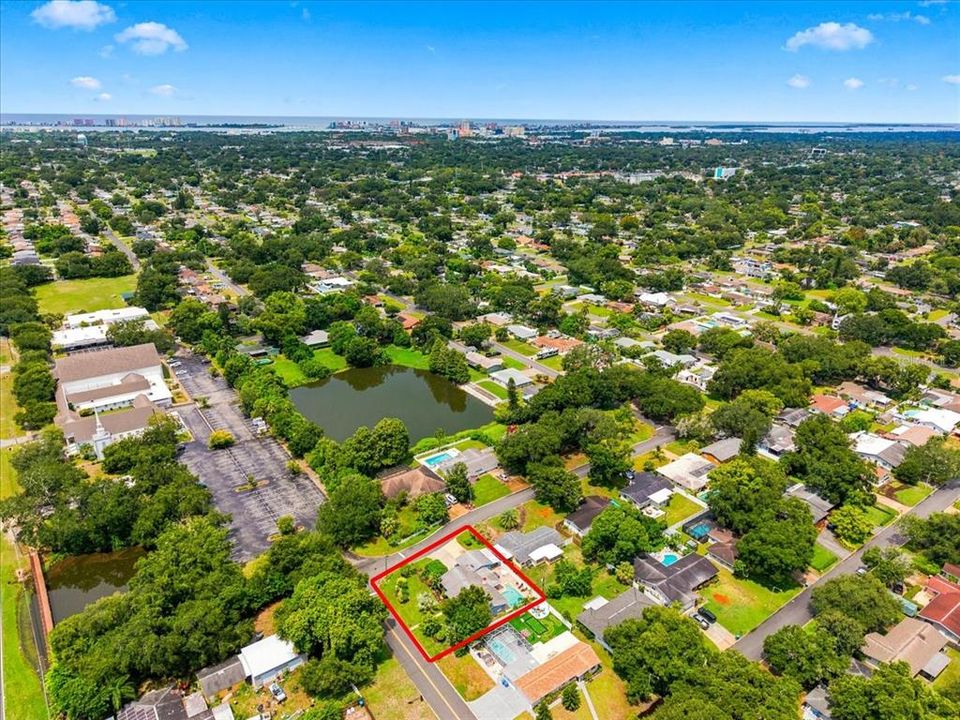 En Venta: $574,900 (3 camas, 2 baños, 1974 Pies cuadrados)