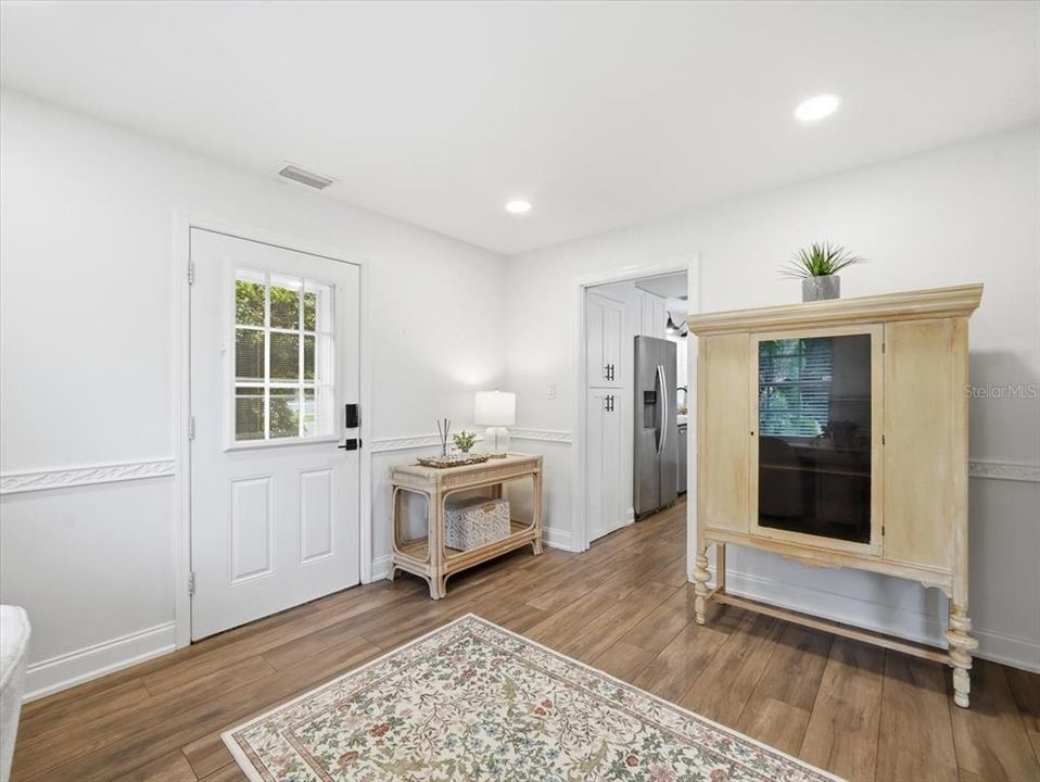 En Venta: $574,900 (3 camas, 2 baños, 1974 Pies cuadrados)