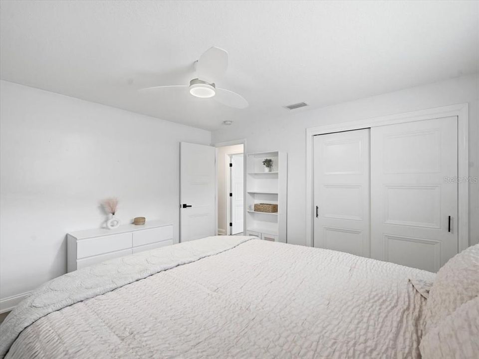En Venta: $574,900 (3 camas, 2 baños, 1974 Pies cuadrados)