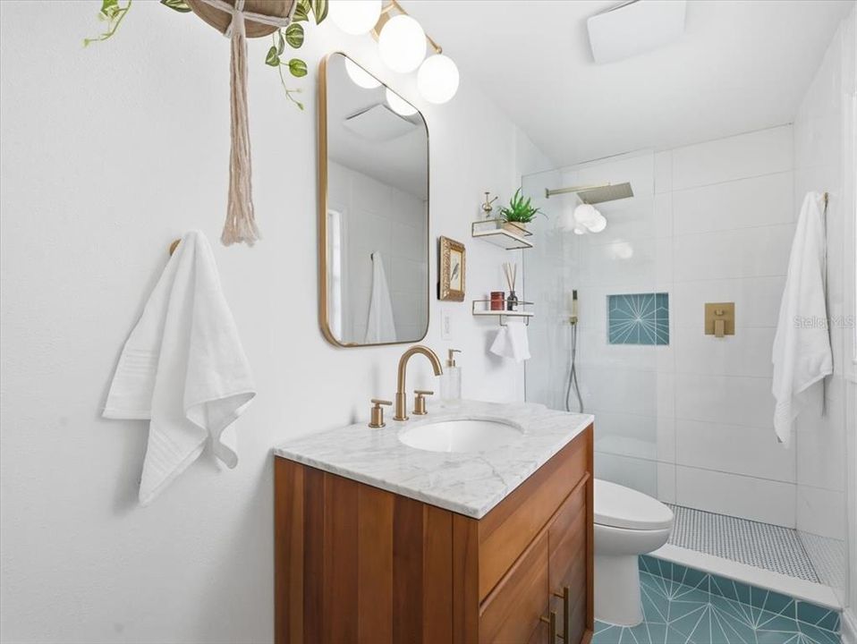 En Venta: $574,900 (3 camas, 2 baños, 1974 Pies cuadrados)