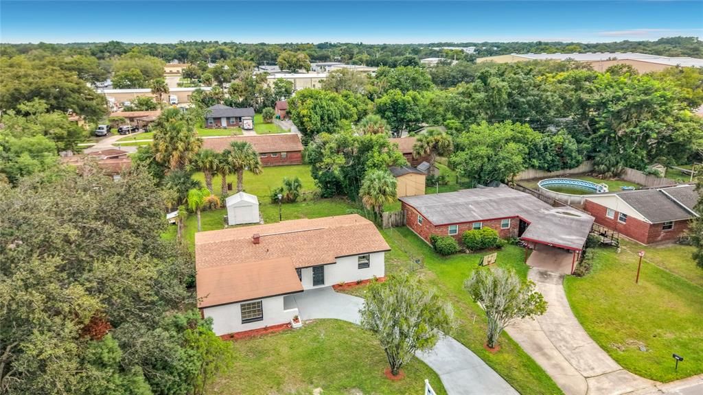 For Sale: $275,000 (5 beds, 2 baths, 1316 Square Feet)