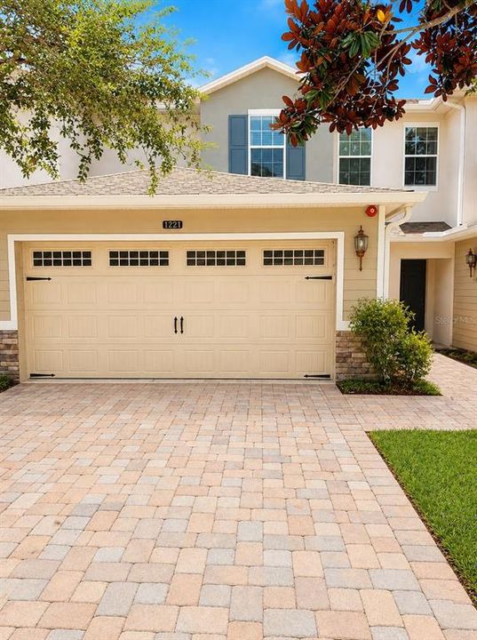 For Rent: $2,600 (3 beds, 2 baths, 1675 Square Feet)