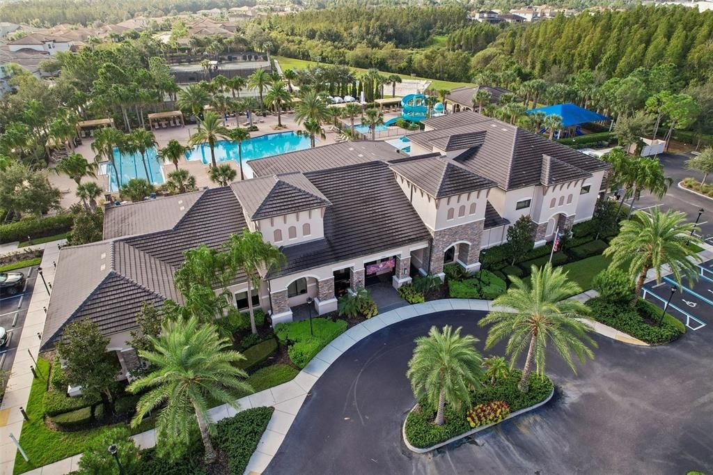 На продажу: $799,900 (5 спален, 5 ванн, 4094 Квадратных фут)
