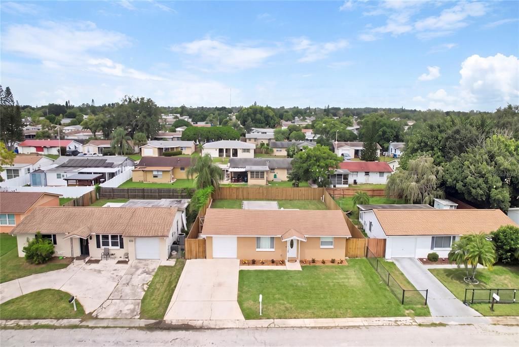 На продажу: $215,000 (2 спален, 1 ванн, 960 Квадратных фут)