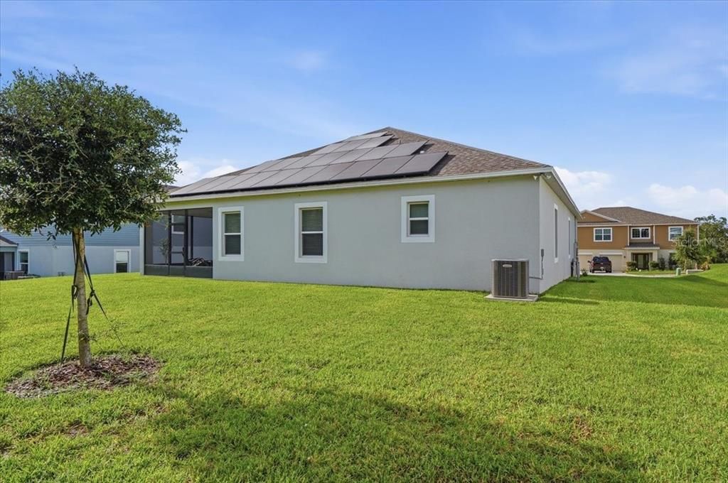 For Sale: $400,000 (4 beds, 2 baths, 2062 Square Feet)