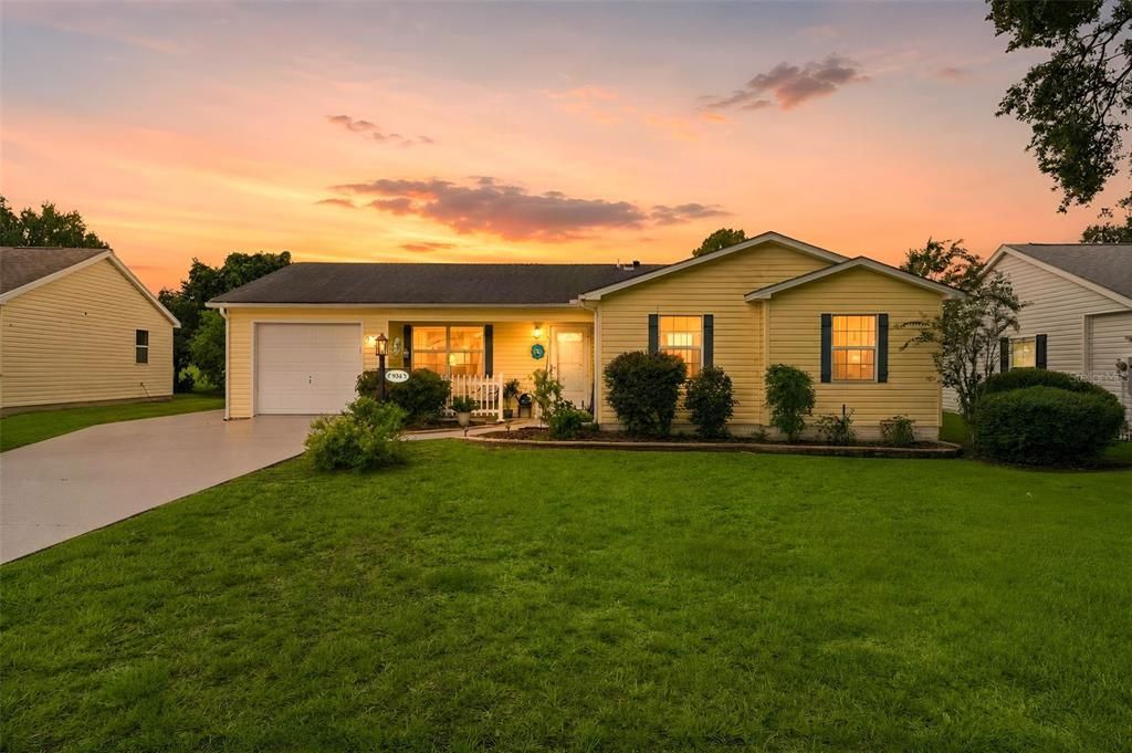For Sale: $319,900 (3 beds, 2 baths, 1495 Square Feet)