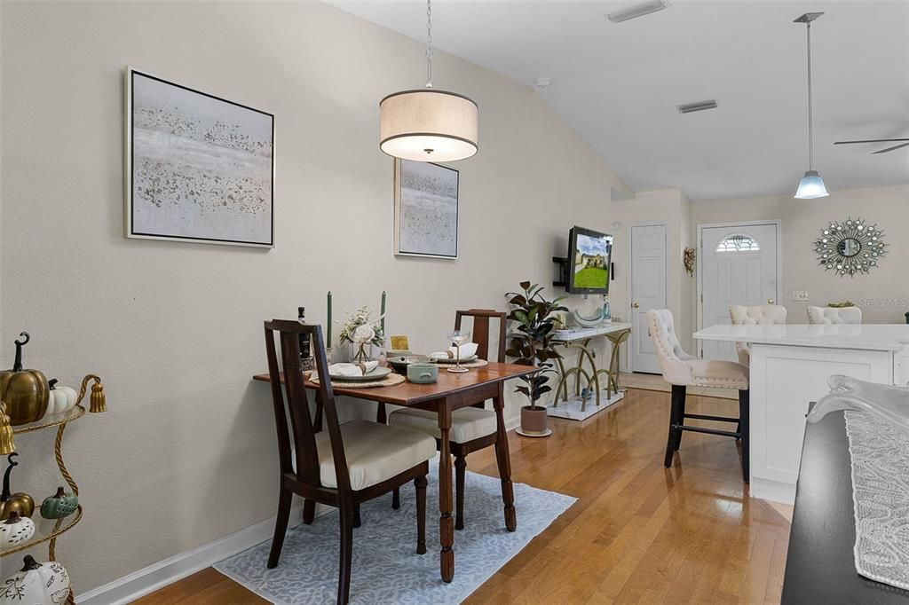 For Sale: $319,900 (3 beds, 2 baths, 1495 Square Feet)