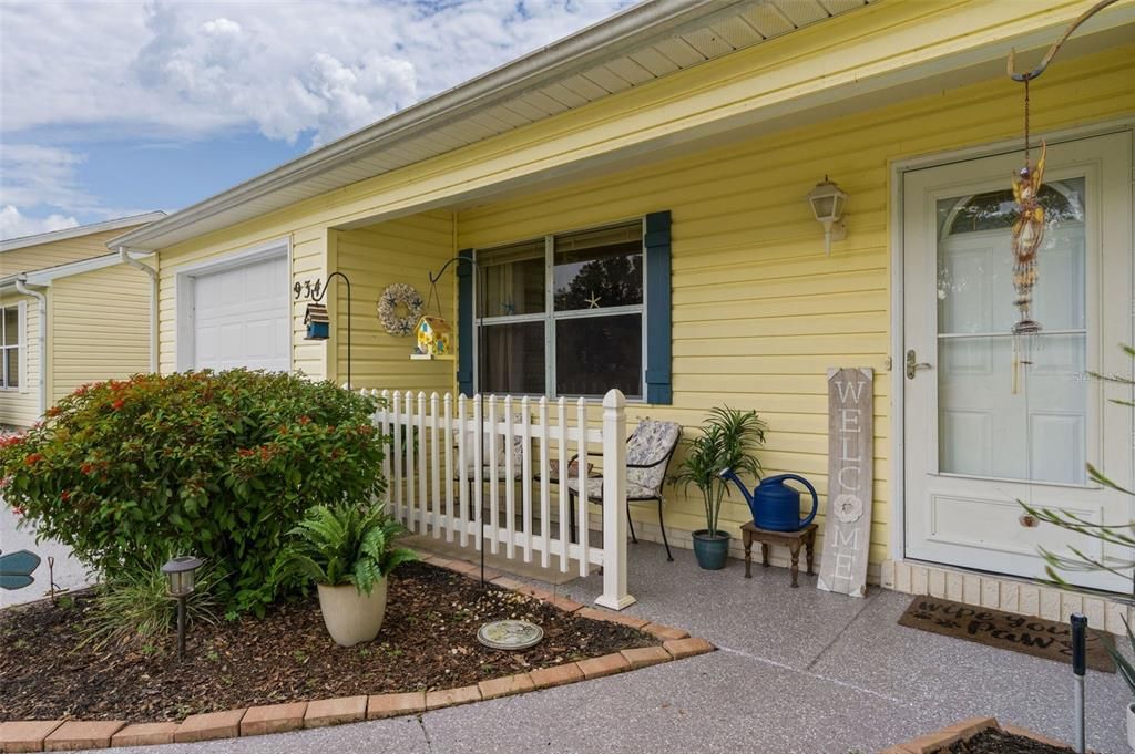 For Sale: $319,900 (3 beds, 2 baths, 1495 Square Feet)