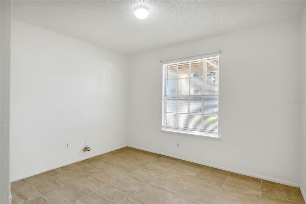 For Rent: $1,575 (2 beds, 2 baths, 975 Square Feet)