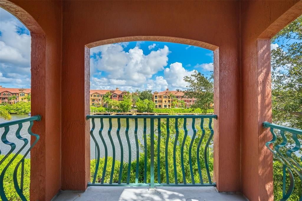 В аренду: $2,500 (1 спален, 1 ванн, 1079 Квадратных фут)