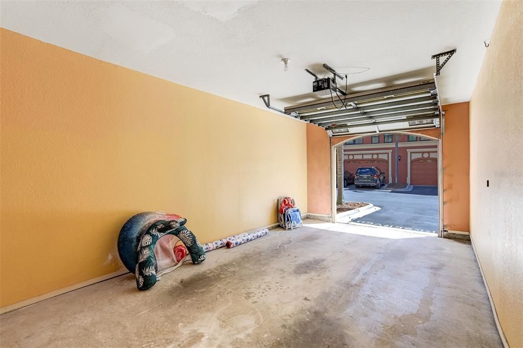 В аренду: $2,500 (1 спален, 1 ванн, 1079 Квадратных фут)
