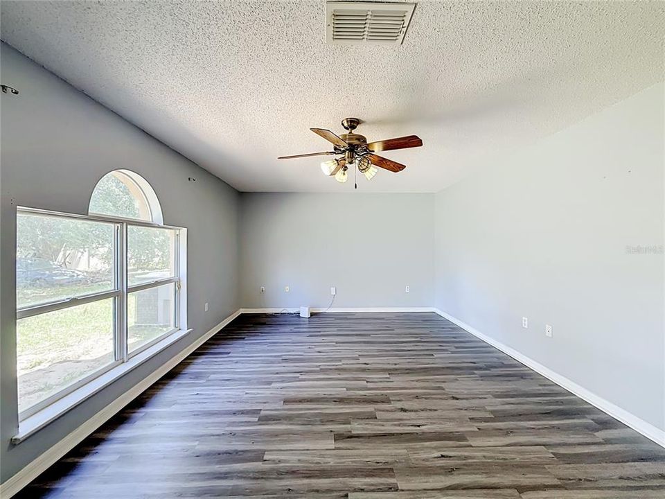Active With Contract: $330,000 (4 beds, 2 baths, 2320 Square Feet)