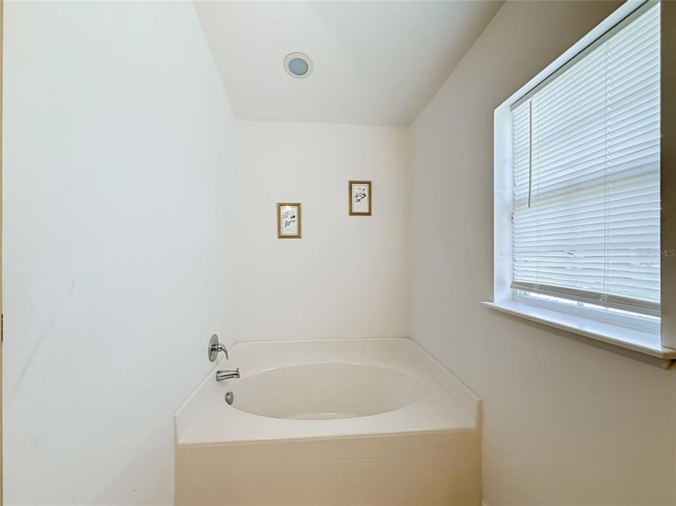 Active With Contract: $330,000 (4 beds, 2 baths, 2320 Square Feet)
