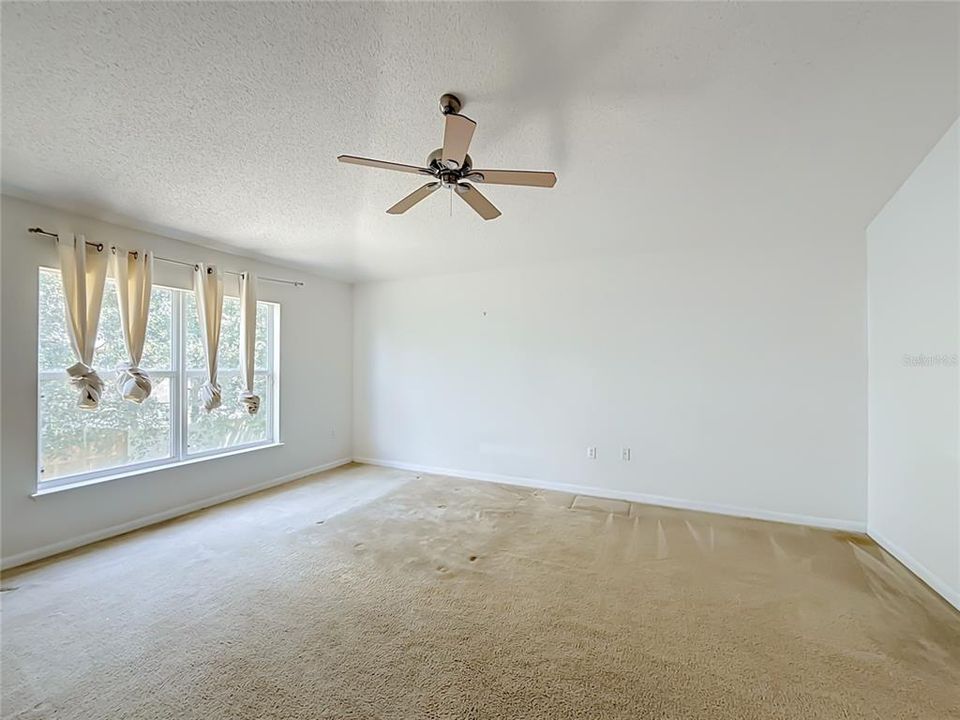Active With Contract: $330,000 (4 beds, 2 baths, 2320 Square Feet)