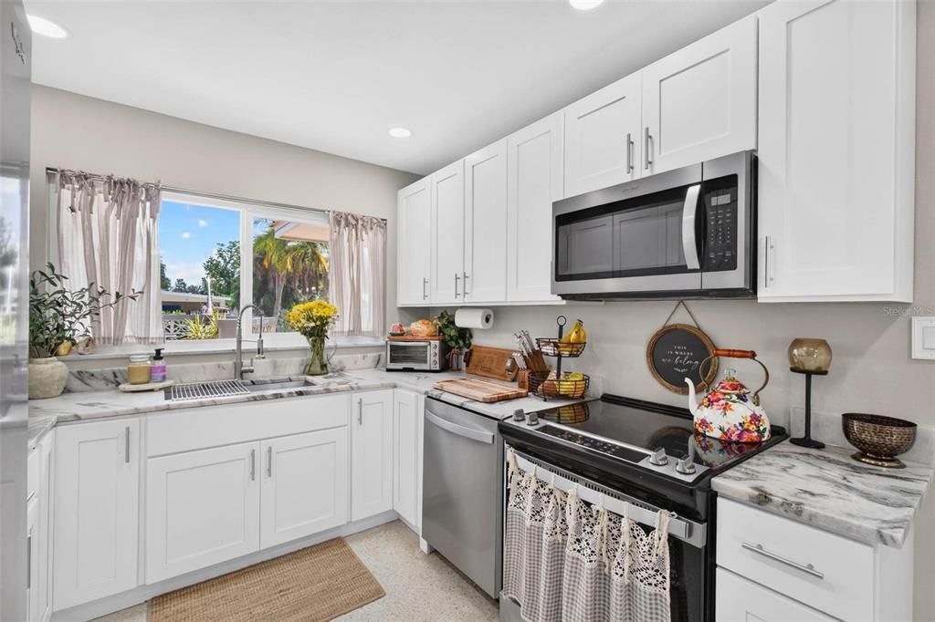 For Sale: $499,900 (3 beds, 2 baths, 1508 Square Feet)