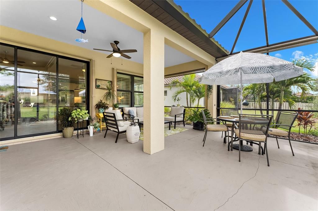 En Venta: $545,000 (3 camas, 2 baños, 2064 Pies cuadrados)